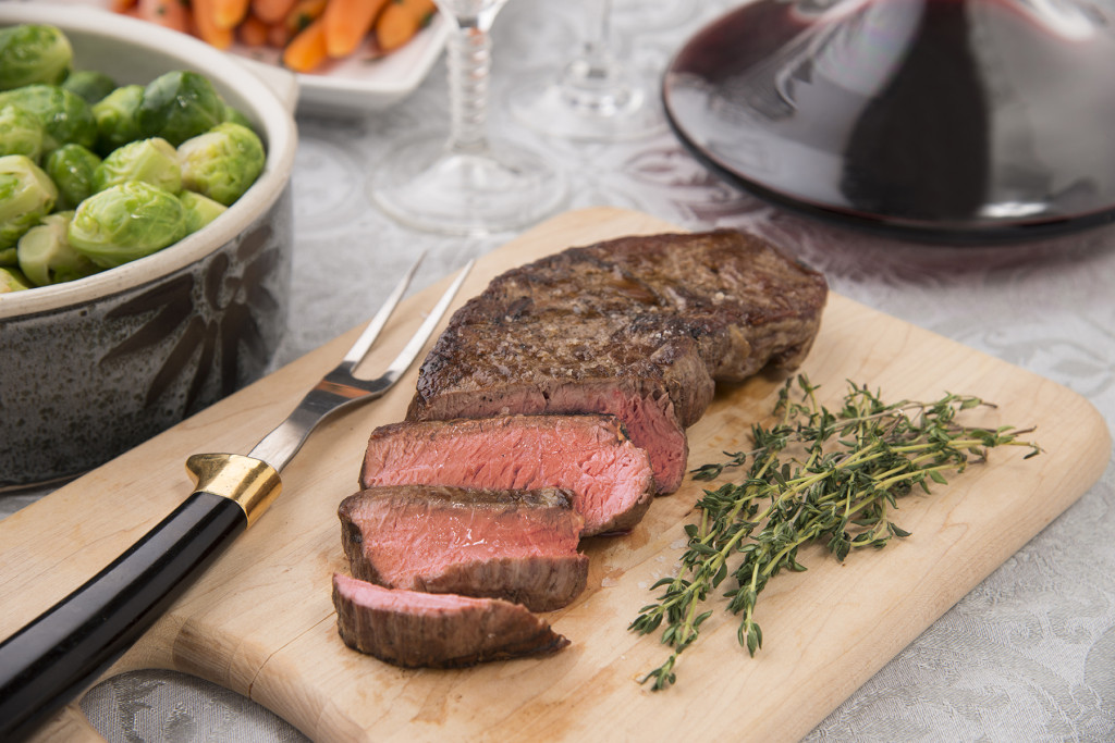 Boneless Center-Cut Sirloin Steak_sliced